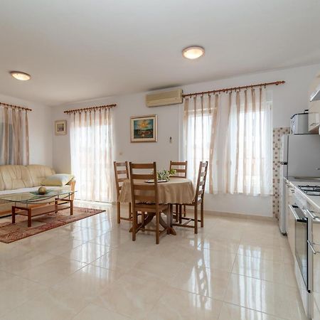 Apartament Apartman Dildo Trogir Zewnętrze zdjęcie
